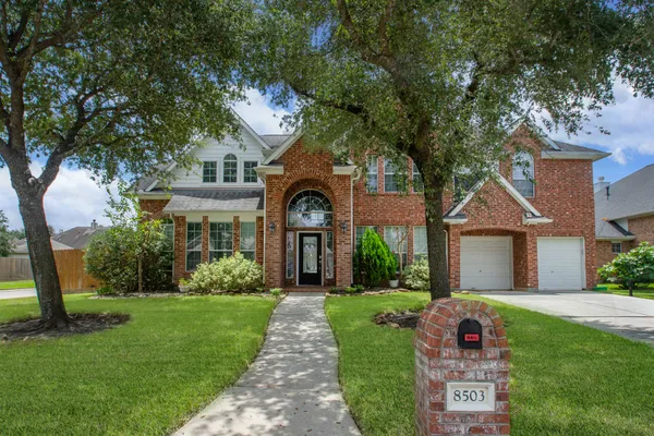 8503 GLENN LEIGH DR