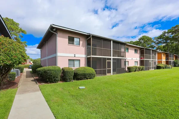 1301 PRIDGEN RD 208