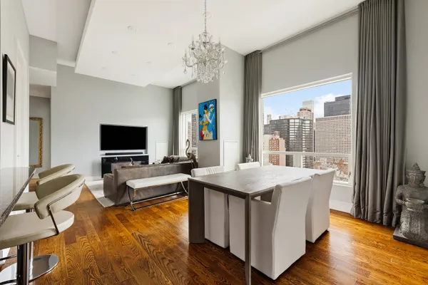 250 E 49TH ST 22BA