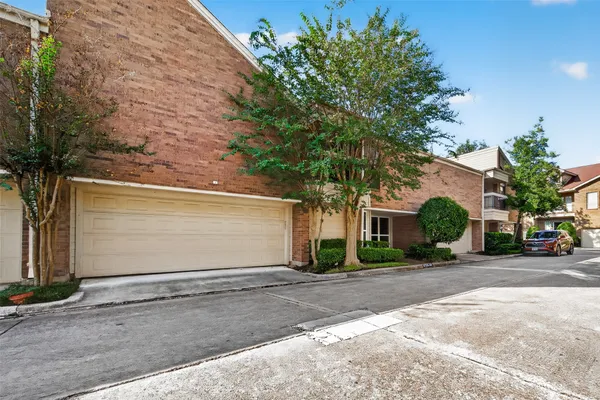 4724 POST OAK TIMBER DR 8/65