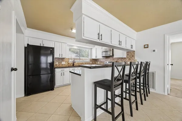 15714 PIPERS VIEW DR