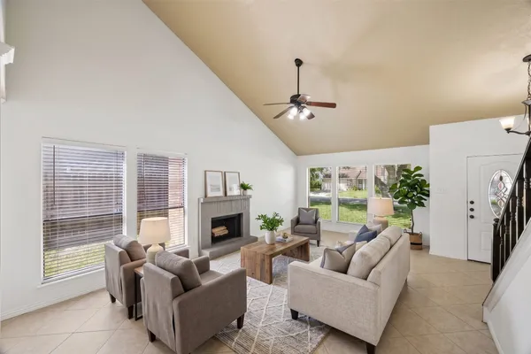 15714 PIPERS VIEW DR