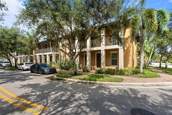 1129 SW 147TH TER