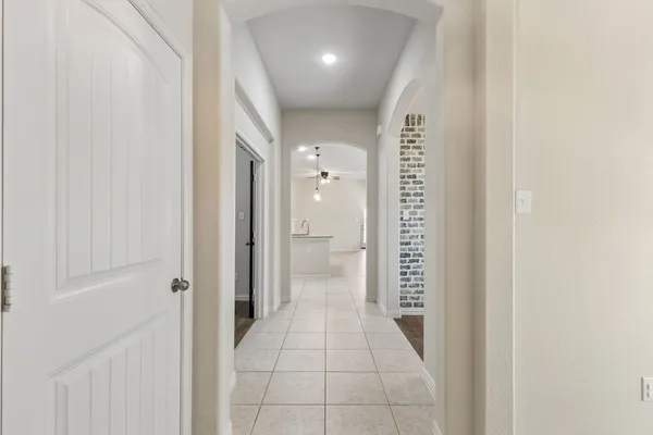 421 CATHERINE LN