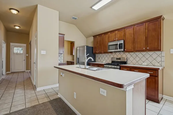 2416 MORNING DEW DR