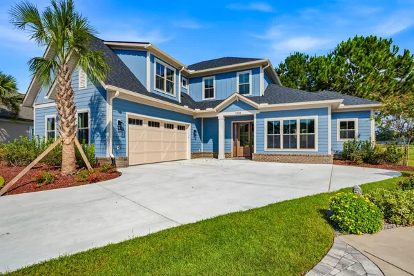 1004 MUSKEG CT