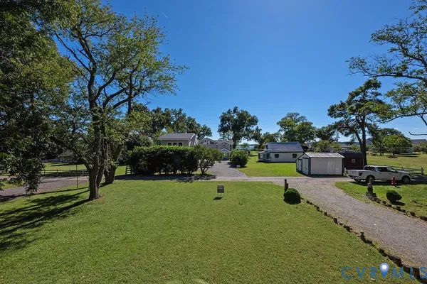 130 BERRYVILLE SHORES DR