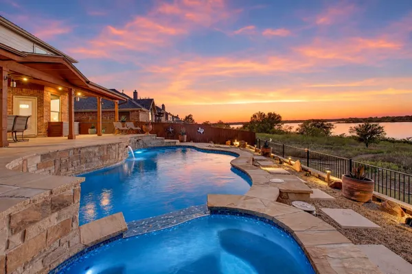 2828 APPALOOSA CT