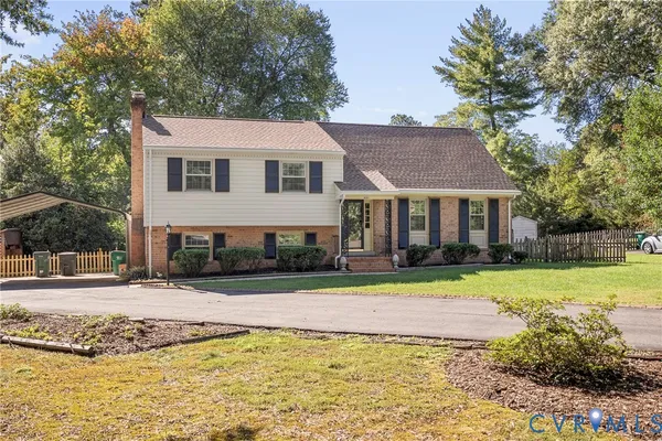 9201 CLAYMONT DR