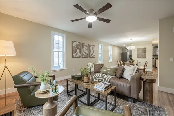 98 GLENDALE PARK