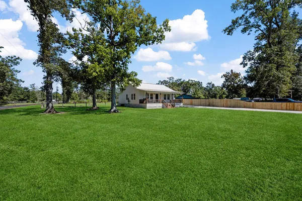 319 COUNTY RD 2218