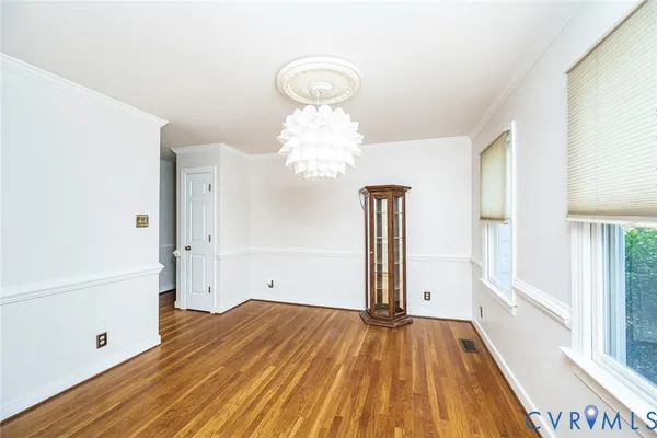 2803 JOLLY LN