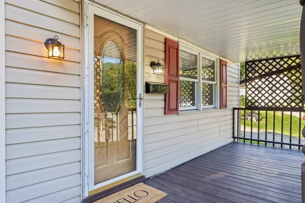 225 CAMP HORNE RD