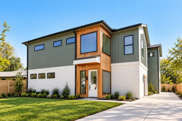 4907 MAJESTIC DR 1
