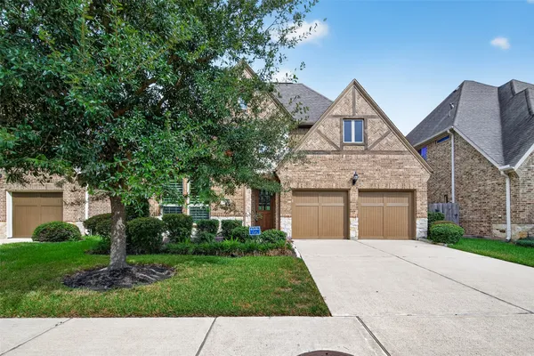 2029 ARROWOOD GLEN DR