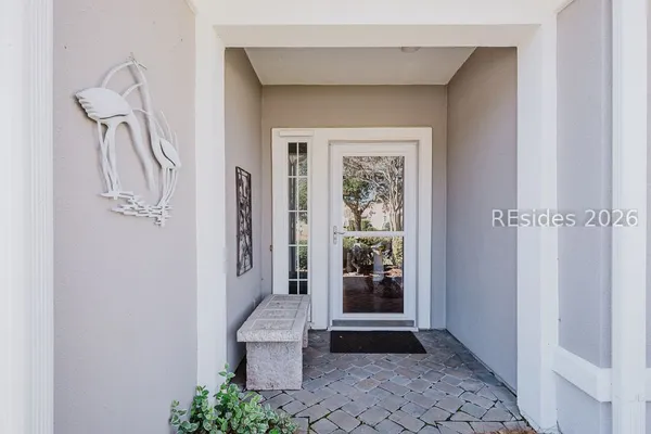 368 LANDING LN