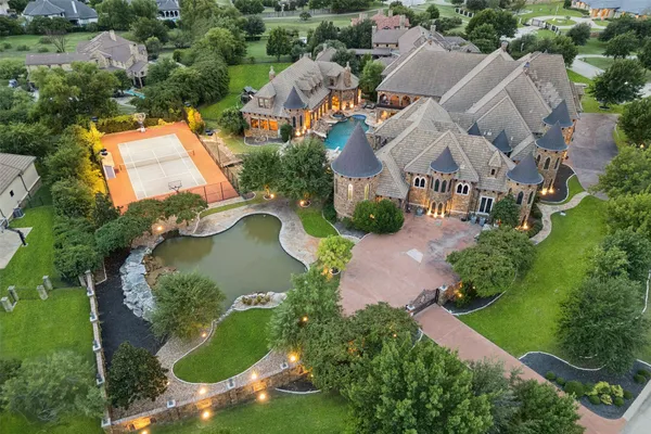 9553 BELLA TERRA DR