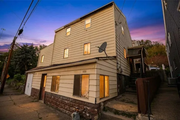 106 CLAY ST
