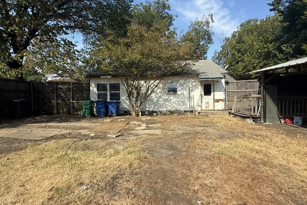 1800 COTTONWOOD RD
