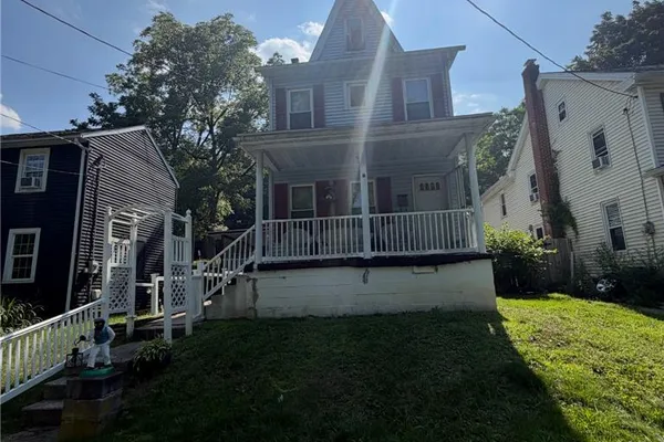 255 CALDWELL ST