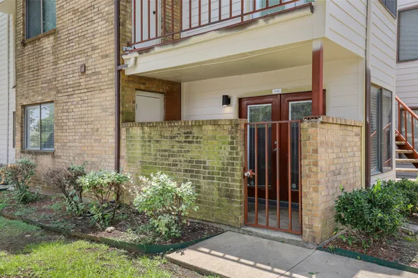2312 BALSAM DR A105