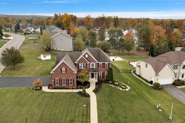 67 BREEZEWOOD DR