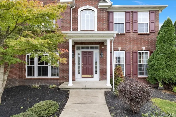 67 BREEZEWOOD DR