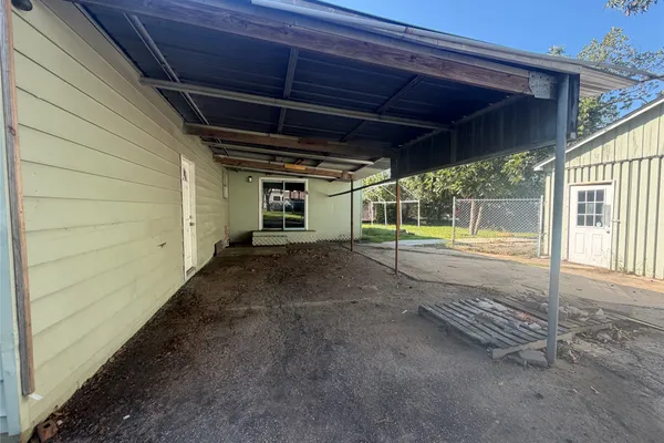 2434 OLEANDER DR