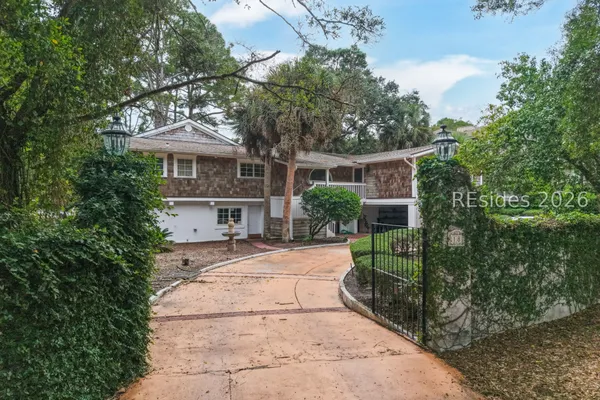 18 SEA OAK LN