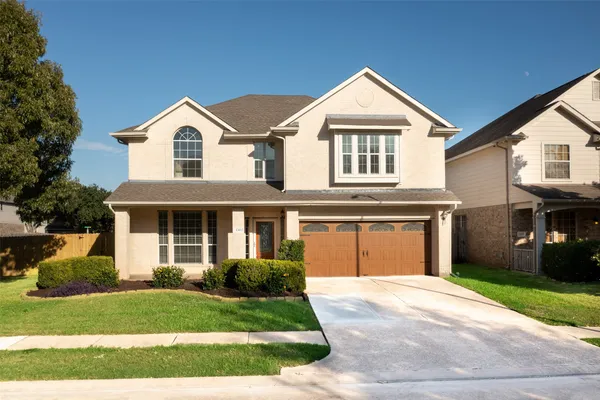 3303 VILLAGE POND LN