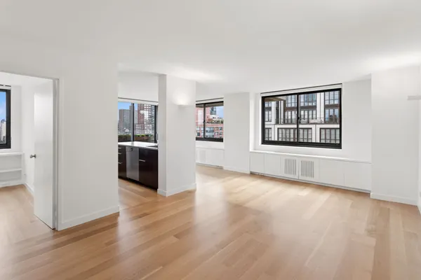 275 W 96TH ST 20G