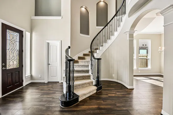 2414 TROCADERO LN