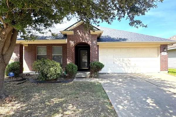 3231 NAPLES GROVE LN