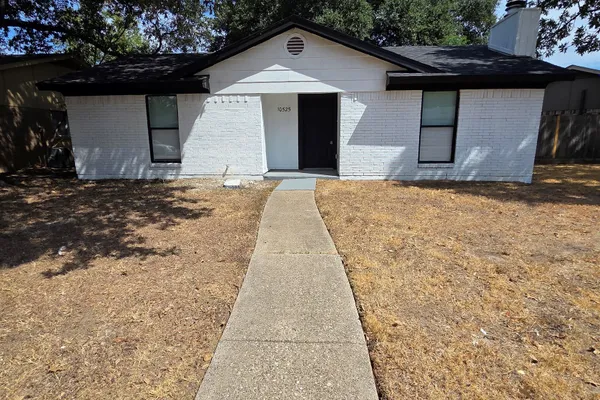 10525 BIG THICKET DR