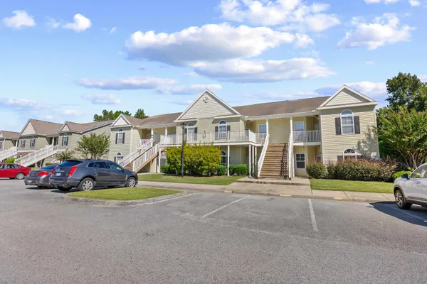 230 PORTSMITH DR 3