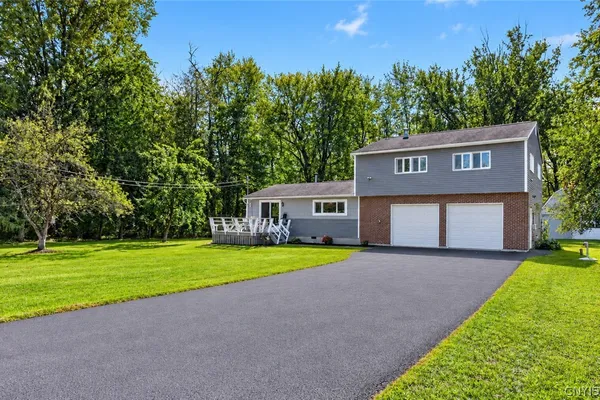 212 ANDREWS SHORE RD