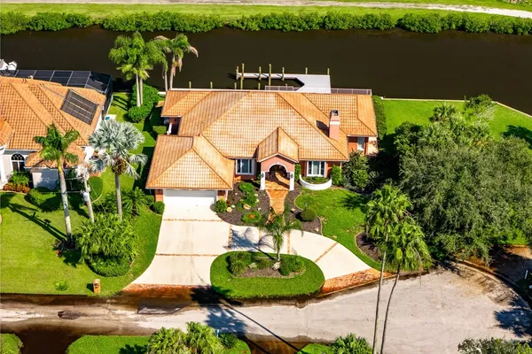 3556 LUCIA DR