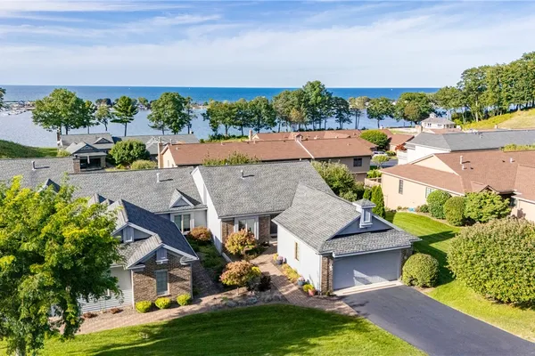 663 MIDSHIP CIR