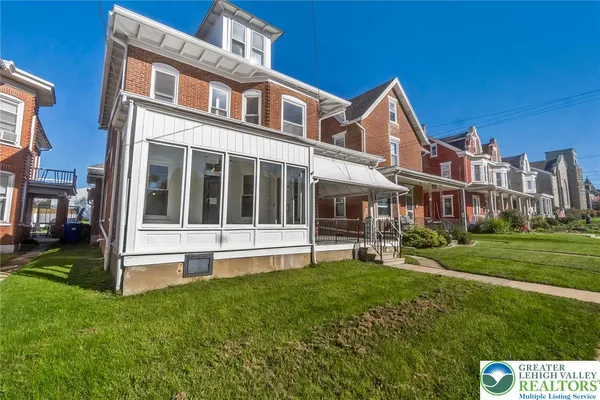 107 S HOME AVE