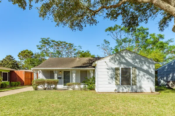114 TARPON AVE