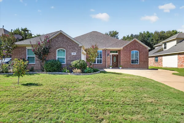 1106 WEDGEWOOD DR