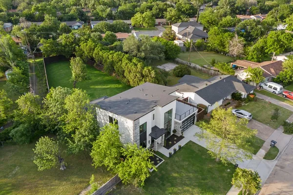 14015 RAWHIDE PKWY