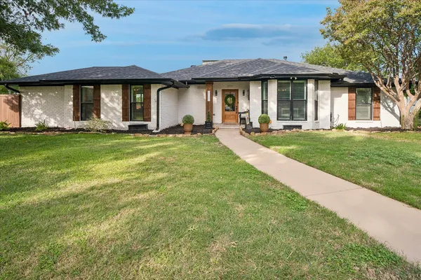 10102 LAINGTREE DR