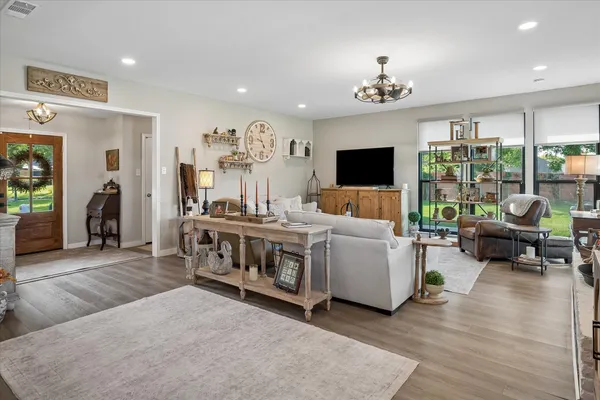 10102 LAINGTREE DR