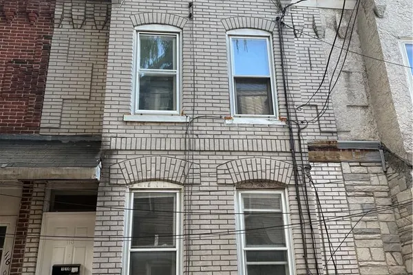 118 N POPLAR ST