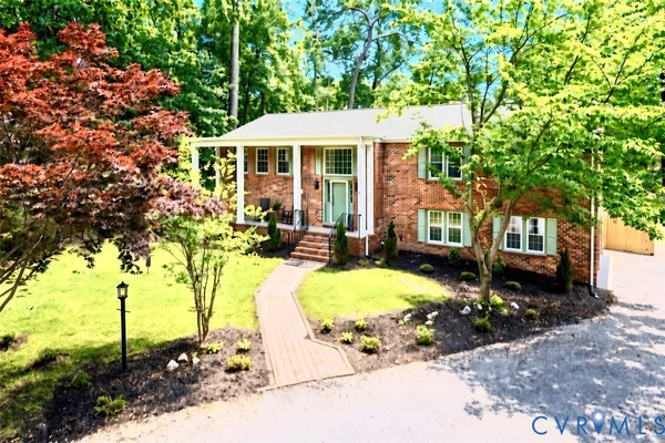 4104 BIRCHLEAF CT