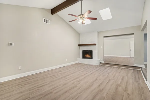 124 SIOUX ST