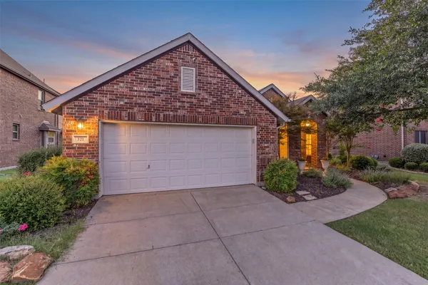 321 DEATON DR
