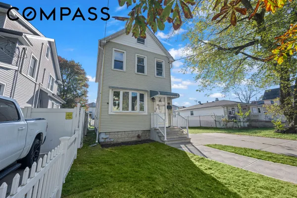 241 SIMONSON AVE