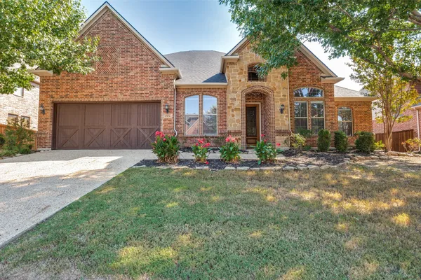 1504 DAISY LN
